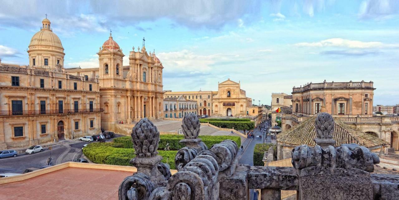 Casa Mariavittoria Villa Noto Exterior foto